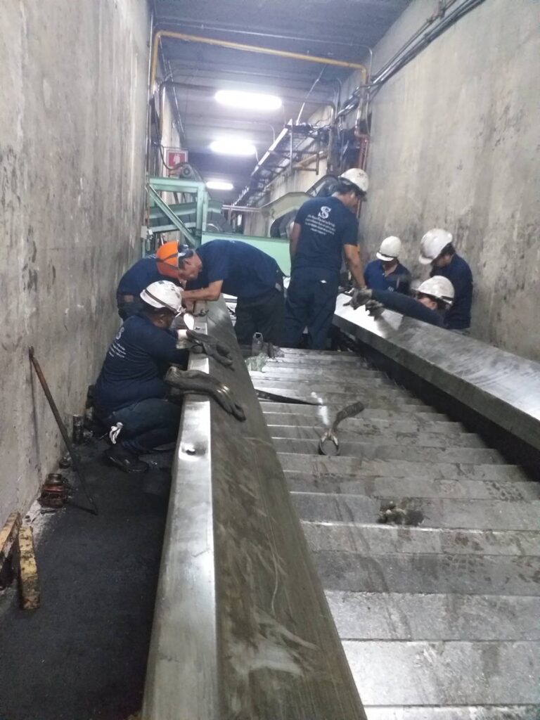 ซ่อมราง Scrap Conveyor -006